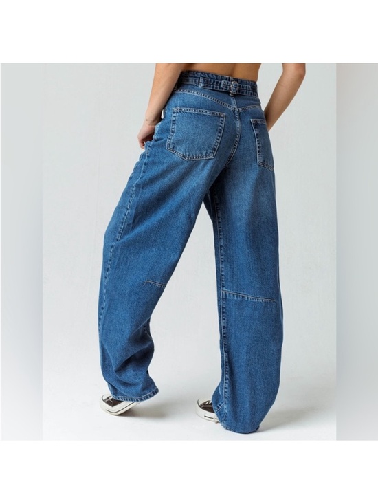 Urban Outfitters BDG Logan Jeans | Size 29 x 32 - Picture 2 of 10